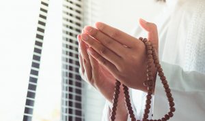 Ketahui, Ini Dia 5 Keutamaan Sholat Tasbih Menurut Hadis