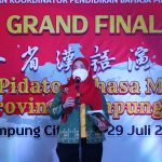Hadir Pada Grand Final Lomba Bahasa Mandarin, Walikota Eva Dwiana Berikan Tambahan Hadiah Sepeda