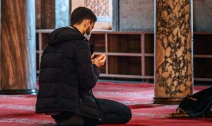4 Keutamaan Doa Kafaratul Majelis, Umat Muslim Wajib Tahu!