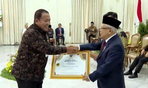 Gubernur Lampung Terima Penghargaan Adhikarya Nararya Pembangunan Pertanian