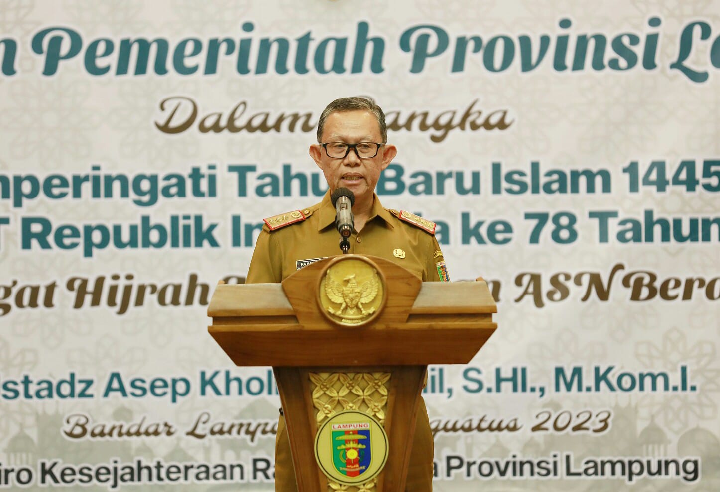 Pemprov Lampung menggelar pengajian dalam rangka memperingati Tahun Baru Islam 1445 Hijriah dan Hari Ulang Tahun Republik Indonesia ke-78 Tahun 2023 || Foto: Adpim Pemprov Lampung