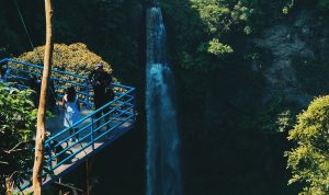 Wisata Curug Pelangi Cimahi: Jam Buka, Tarif Masuk, & Pesonanya