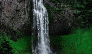 Harga Tiket Curug Silawe, Jam Buka, & Keindahan Wisatanya