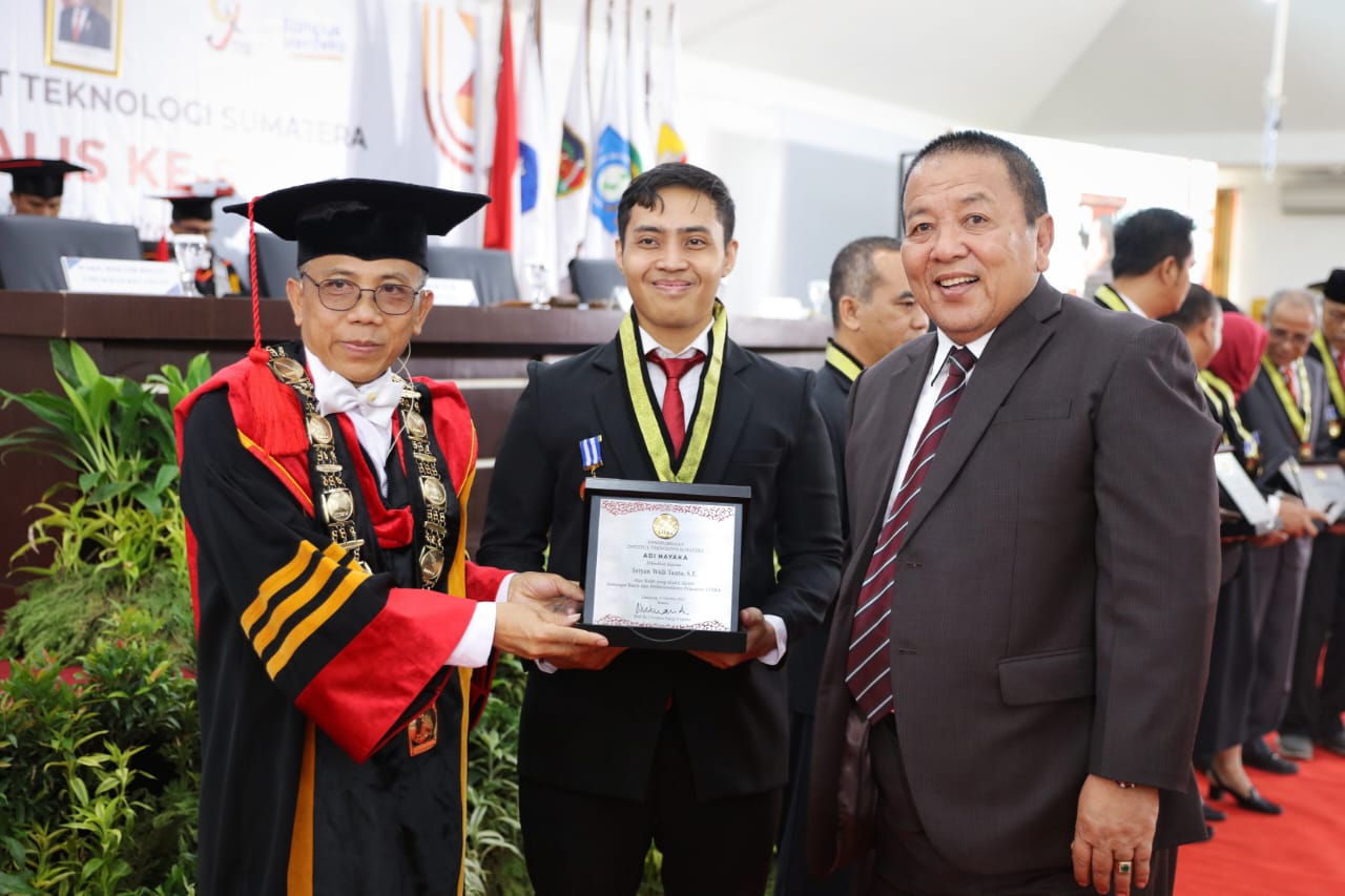 Gubernur Lampung Arinal Djunaidi menghadiri Sidang Terbuka salam rangka Dies Natalis Institut Teknologi Sumatera (Itera) ke-9 || Foto: Adpim Pemprov Lampung