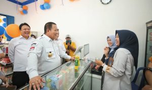 Kolaborasi PT Kimia Farma dengan BUMDes, Gubernur Arinal Luncurkan Warung Sehat di Raman Utara