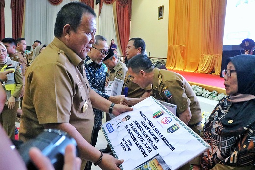Peluncuran perdana Beras Medium Berjaya dalam rangka pengendalian inflasi 15 Kabupaten/Kota se-Provinsi Lampung || Foto: Dinas Kominfotik Provinsi Lampung