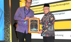 Dua Tahun Berturut-turut, Darmawan Prasodjo Raih Green Leadership Utama Award
