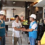 GM PLN UID Lampung, Saleh Siswanto disambut hangat oleh Romo J.B Sujanto Pastur Kepala Gereja Katedral Tanjung Karang || Foto: Istimewa