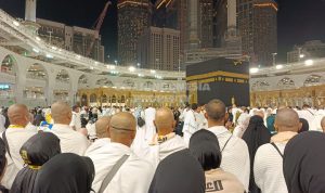 Usai Mengecup Ka’Bah, Jamaah Umroh Asal Bandar Lampung Pulang ke Tanah Air