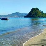 Pantai Nirwana Padang: Rute, Harga Tiket, Daya Tarik & Aktivitasnya