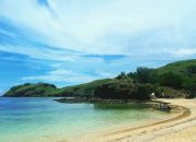 Pantai Tanjung Aan, Primadona Wisata di Mandalika NTB