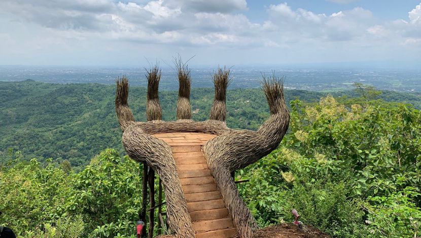 Wisata Alam Pinus Pengger (Photo TripAdvisor) 5W1HINDONESIA.ID