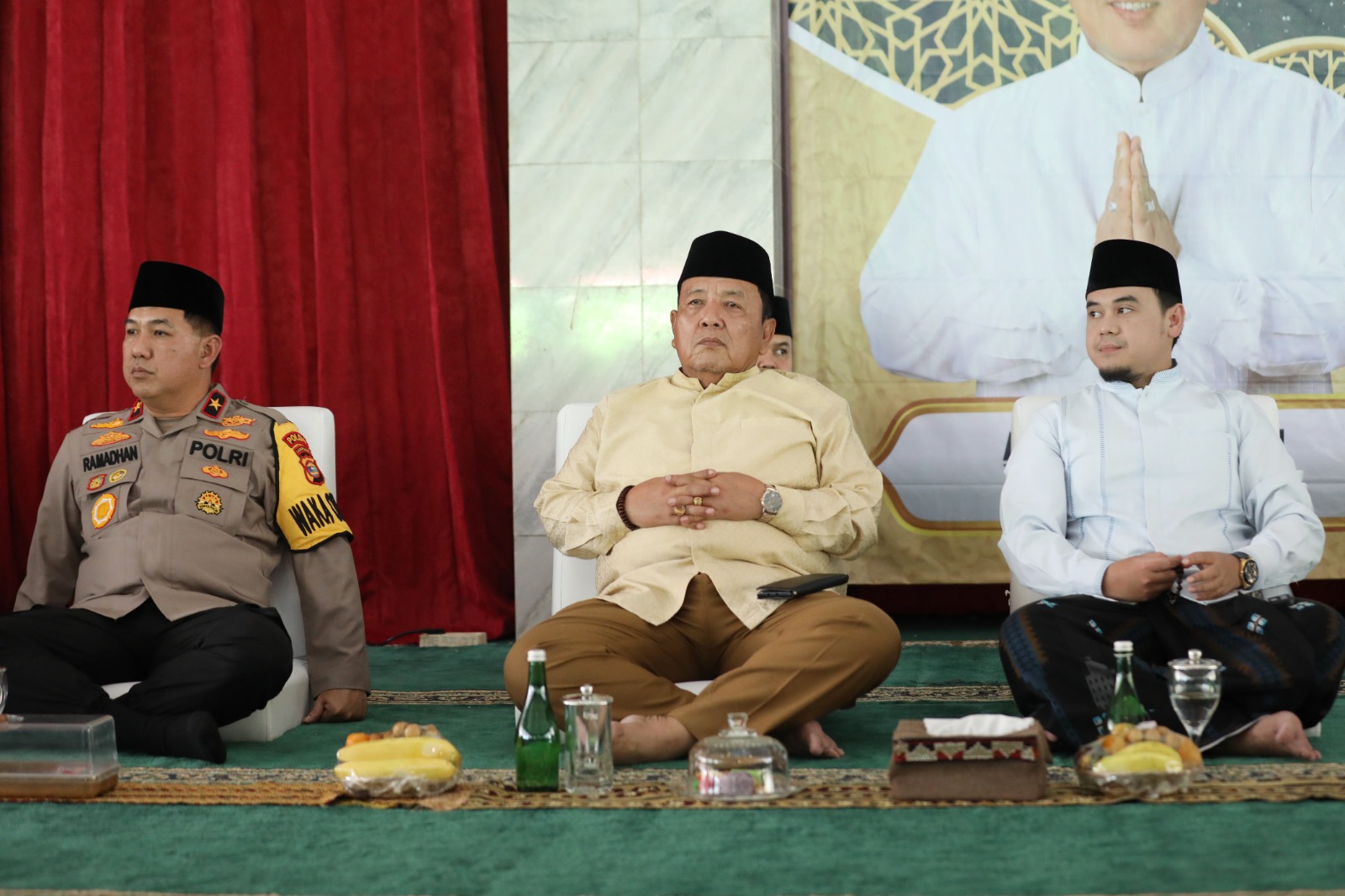 Gubernur Lampung Arinal Djunaidi mengikuti Acara Pengajian Akbar dalam rangka memperingati Isra Miraj Nabi Muhammad SAW  Sekaligus Menyambut Bulan Suci Ramadan Tahun 1445 H/ 2024 M || Foto: Adpim Pemprov Lampung