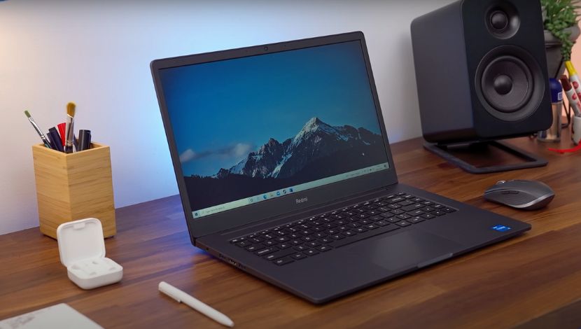 Laptop Untuk Mahasiswa (Photo Youtube GadgetIn) 5W1HINDONESIA.ID