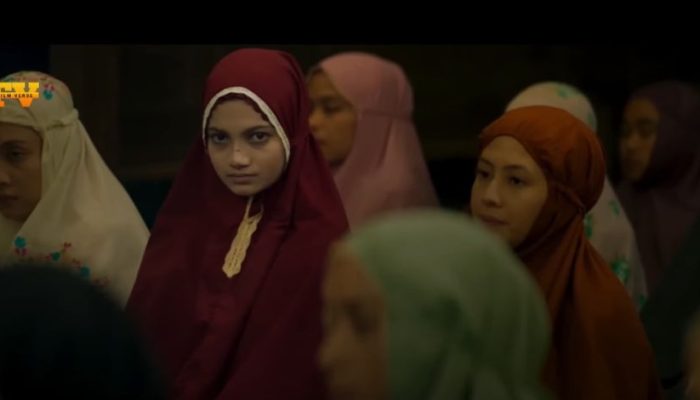 Review Film Munkar, Hantu Santriwati yang Ingin Balas Dendam
