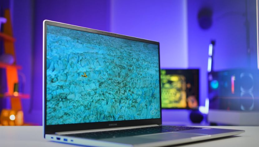 Samsung Galaxy Book2 15 (Photo Youtube mobiscrub) 5W1HINDONESIA.ID