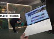 Samsung Galaxy Book2 Pro 13 (Photo Youtube The Tech Chap) 5W1HINDONESIA.ID