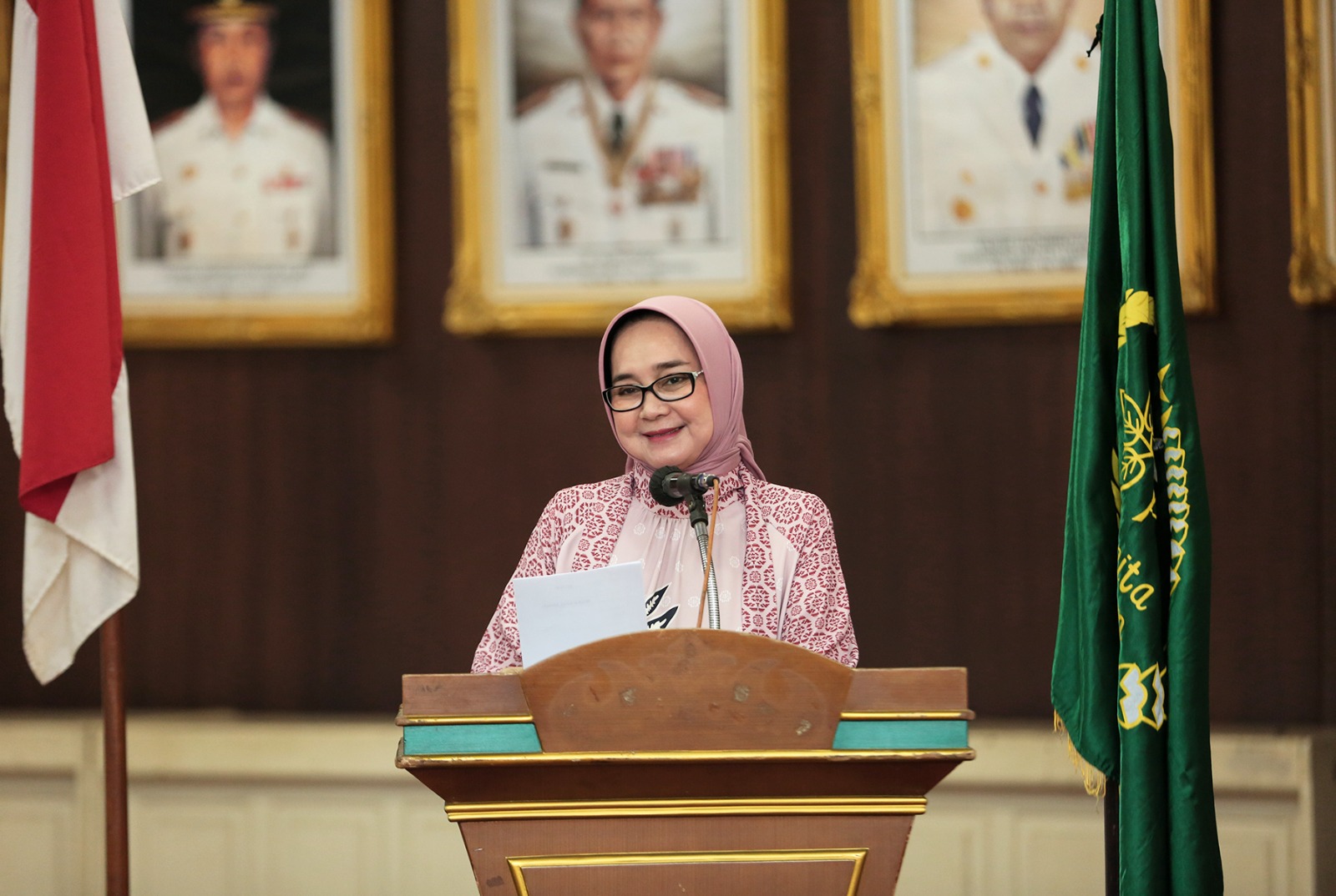 Ketua TP PKK Provinsi Lampung Riana Sari Arinal menghadiri Pelantikan dan Rakerwil Pinwil Wanita Islam Provinsi Lampung dan YPBWI Perwakilan Lampung || Foto: Adpim Pemprov Lampung