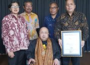 Organisasi pers Serikat Media Siber Indonesia (SMSI), kembali meraih penghargaan Museum Rekor Dunia Indonesia (MURI) tahun 2024 || Foto: Istimewa