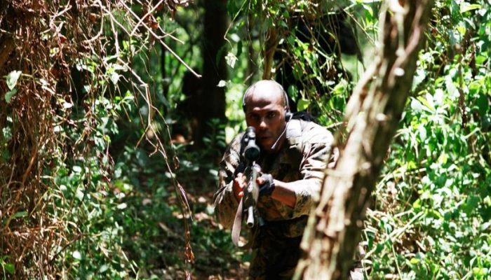 Sinopsis Film Hunt for Eagle One: Crash Point