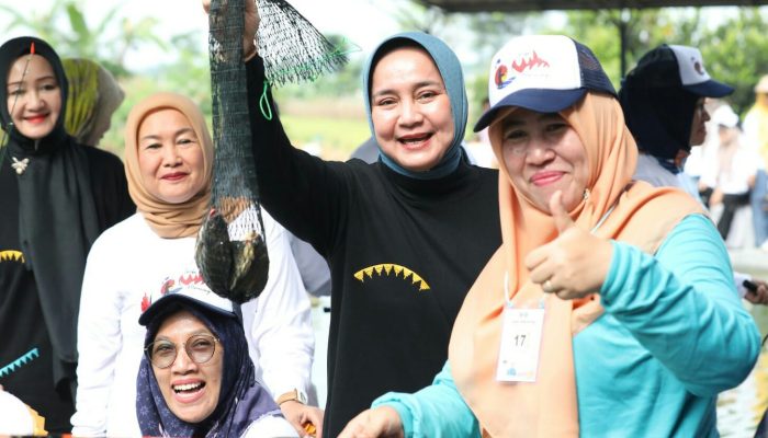 Meriahkan Hari Jadi Provinsi Lampung ke-60, TP PKK Provinsi Lampung bersama Pemprov Gelar Lomba Memancing dan Nyeruit Bareng