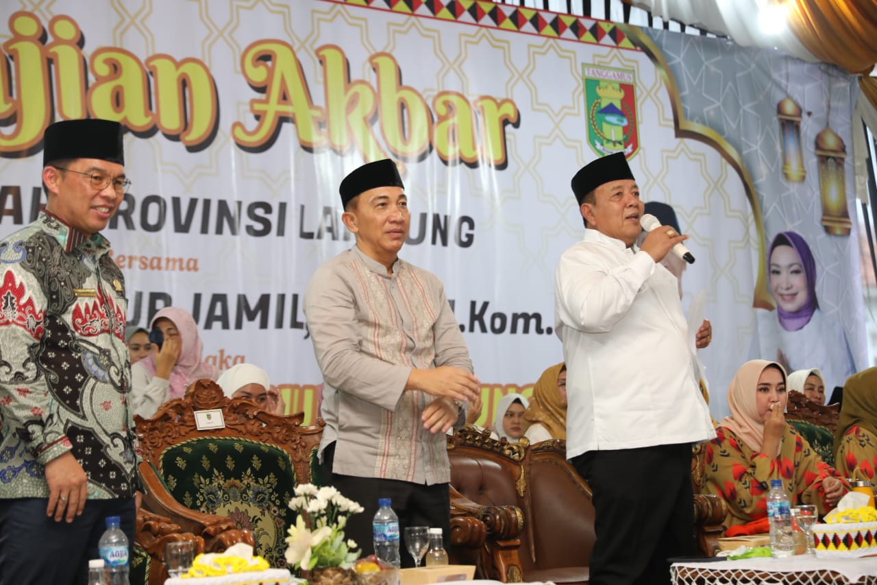 Gubernur Lampung Arinal Djunaidi menghadiri Pengajian Akbar Pemprov Lampung di Kabupaten Tanggamus || Foto: Adpim Pemprov Lampung