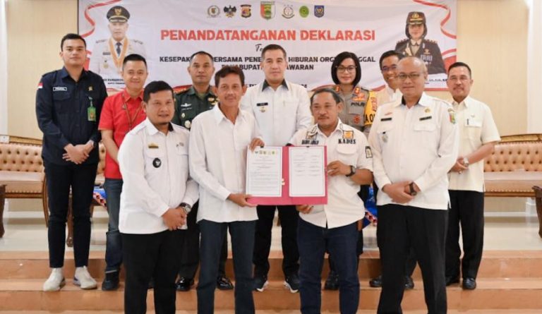 Forkopimda Kabupaten Pesawaran menandatangani deklarasi penertiban kegiatan hiburan organ tunggal di Kabupaten Pesawaran || Foto: Istimewa