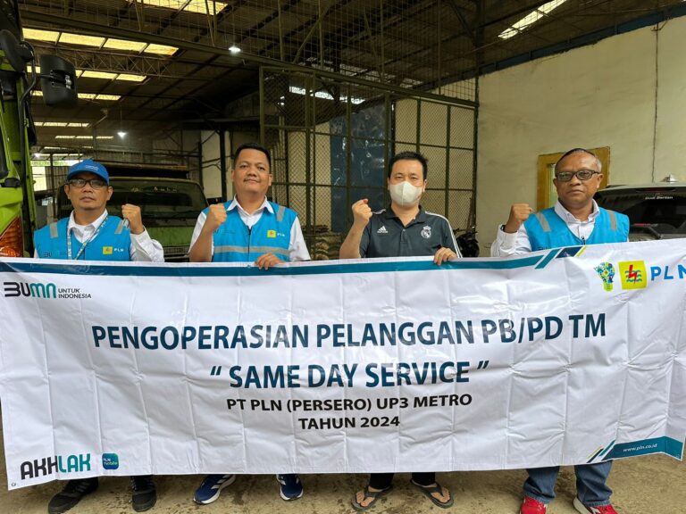 PT PLN (Persero) UID Lampung terus mengupayakan komitmenya dalam peningkatan layanan kelistrikan salah satunya dengan layanan Same Day Service || Foto: PLN UID Lampung