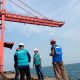 GM PLN UID Lampung, Sugeng Widodo didampingi Senior Manager Niaga dan Manajemen Pelanggan, Wira Bhakti Dharma meninjau PLTU Sebalang bersama Manager PLN Nusantara Power Unit Pembangkitan Sebalang, Otniel Marrung || Foto: Istimewa