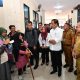 Pj. Gubernur Lampung Samsudin mendampingi Presiden RI Joko Widodo (Jokowi) melakukan kunjungan ke RSUD dr. H. Bob Bazar, SKM Kabupaten Lampung Selatan || Foto: Adpim Pemprov Lampung