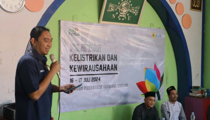 Gelar Pelatihan Kewirausahaan dan Penyerahan Modal Usaha, PLN Dorong Kemandirian Pesantren di Lampung