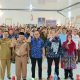 Keseruan masyarakat yang mengikuti kegiatan edukasi literasi keuangan yang dilaksanakan OJK bersama dengan Anggota Komisi XI Dewan Perwakilan Rakyat Republik Indonesia (DPR-RI) || Foto: OJK Provinsi Lampung
