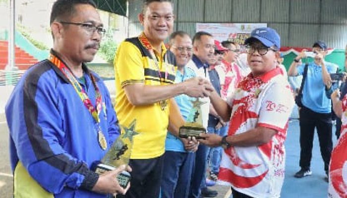 Meriahkan HUT RI ke-79 Tingkat Provinsi Lampung, Pj Gubernur Lampung Buka Kejuaraan Tenis