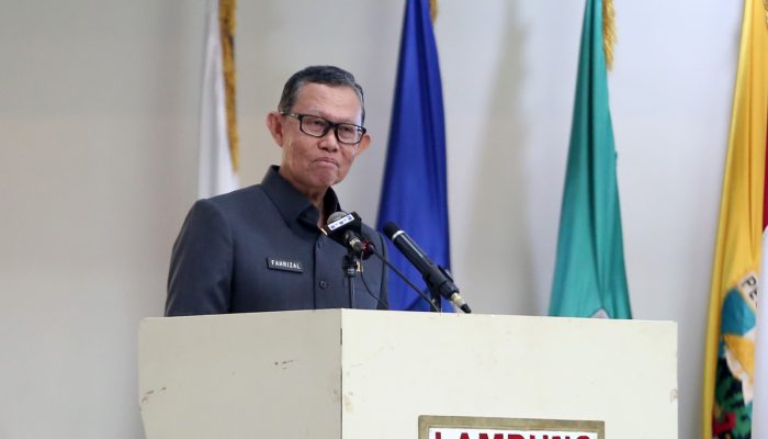 Sekdaprov Fahrizal Serahkan Dokumen Rancangan Perubahan KUA dan PPAS Tahun 2024