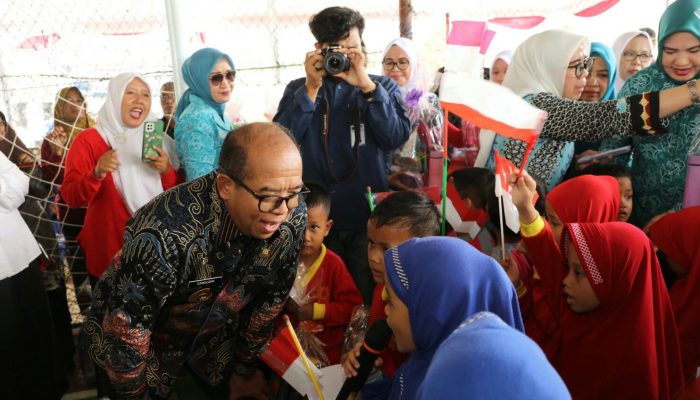 Pj Gubernur Samsudin Tinjau Penanggulangan Stunting dan Posyandu di Kecamatan Purbolinggo Lampung Timur