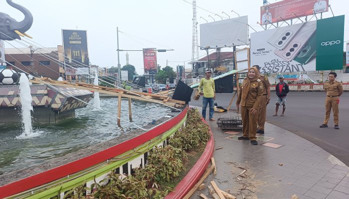 Pemkot Bandar Lampung Gelontorkan Dana Rp 200 Juta Untuk Pemugaran Tugu Adipura