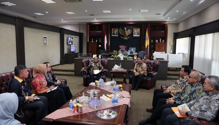 Pj Gubernur Samsudin Ajak PT Semen Baturaja Berkontribusi dalam Pembangunan dan Kesejahteraan Masyarakat Lampung