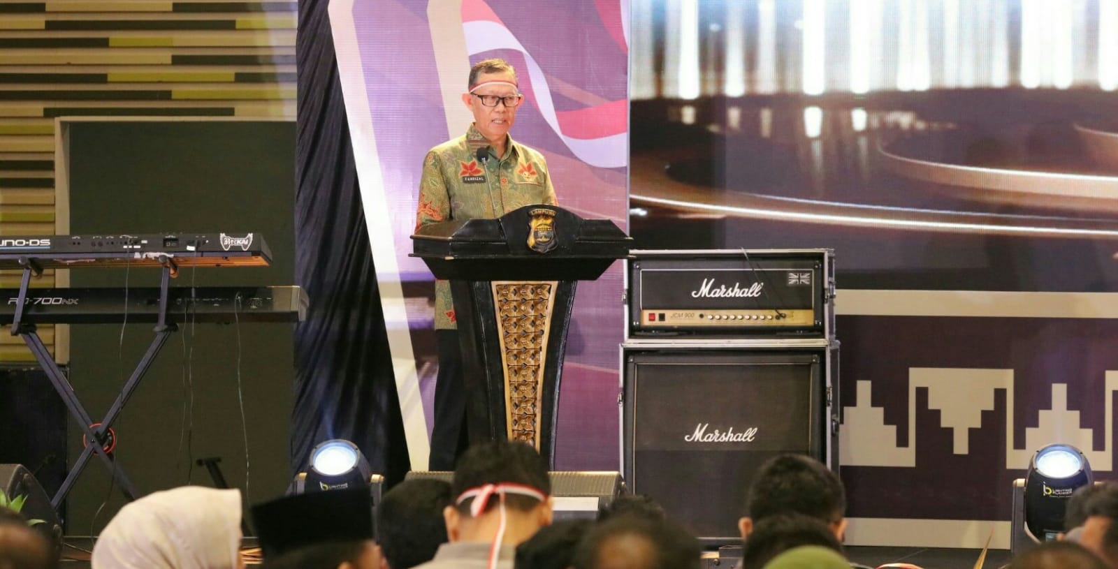 Sekretaris Daerah Provinsi Lampung Fahrizal Darminto saat menghadiri acara Apel 3 Pilar Kamtibmas Provinsi Lampung dan Mitra Kamtibmas Polda Lampung dalam rangka Pilkada Damai Tahun 2024 || Foto: Adpim Pemprov Lampung