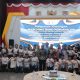 Pj. Gubernur Lampung, Samsudin, melepas keberangkatan FYBI pengurus Lampung dalam rangka mengikuti Lomba IOMBF Piala Bergilir Kemenpora || Foto: Dinas Kominfo dan Statistik Provinsi Lampung