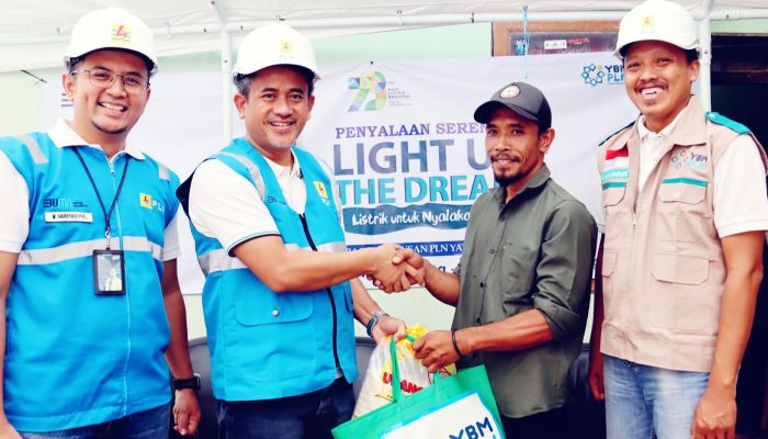 Gelorakan Semangat Sumpah Pemuda, PLN UID Lampung Sambung Listrik Gratis Donasi Pegawai