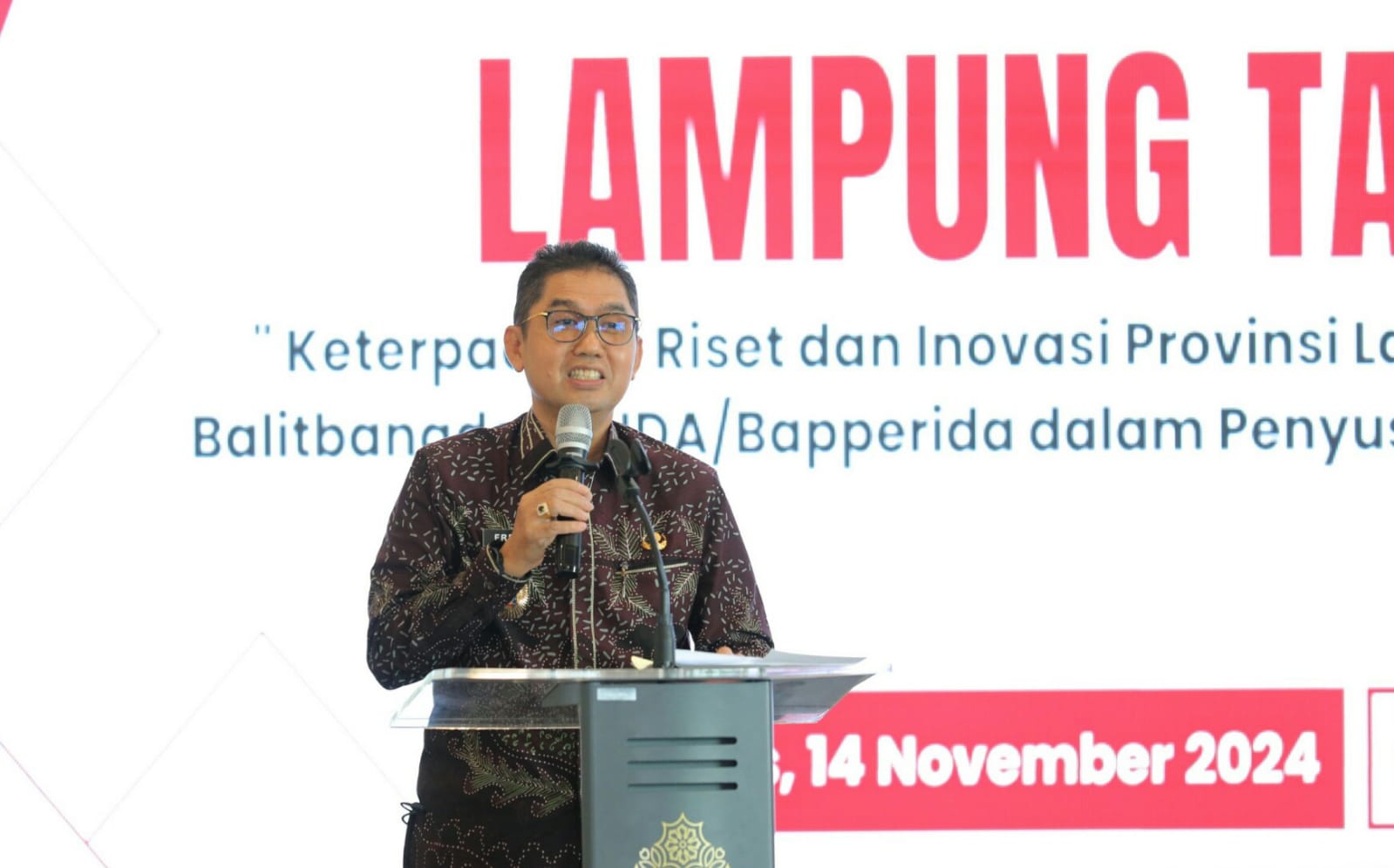 Pj. Sekdaprov Lampung Fredy, membuka Rapat Koordinasi (Rakor) Kelitbangan Daerah Provinsi Lampung Tahun 2024 || Foto: Adpim Pemprov Lampung