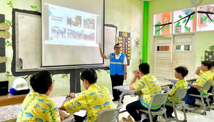 Peringati Hari Guru Nasional, PLN Kenalkan Ragam Energi Bersih di Sekolah Global Madani Lampung