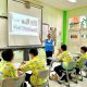 Darma Saputra, Manager Komunikasi & TJSL PLN UID Lampung saat menyampaikan materi pada momen PLN Mengajar di Agenda Kelas Inspirasi Sekolah Global Madani Bandar Lampung || Foto: PLN UID Lampung
