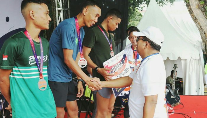 Pj Gubernur Lampung Lepas Peserta Gencarkan Run 2024