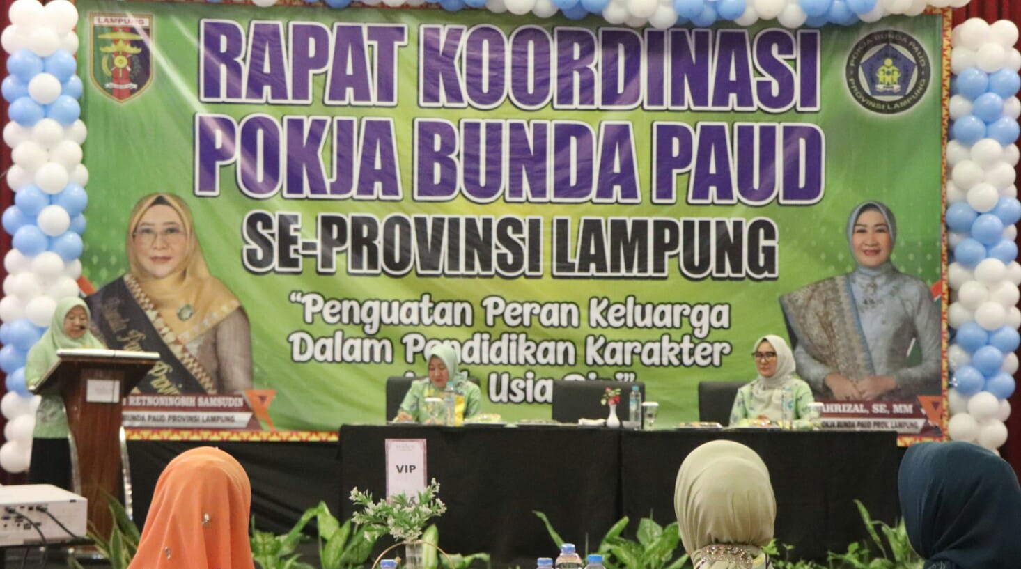 Bunda Pendidikan Anak Usia Dini (PAUD) Provinsi Lampung Maidawati Retnoningsih, membuka rapat koordinasi Pokja Bunda Paud se-Provinsi Lampung Tahun 2024 || Foto: Dinas Kominfo dan Statistik Provinsi Lampung