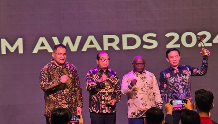 Pj Gubernur Lampung Raih Penghargaan JMSI Award 2024