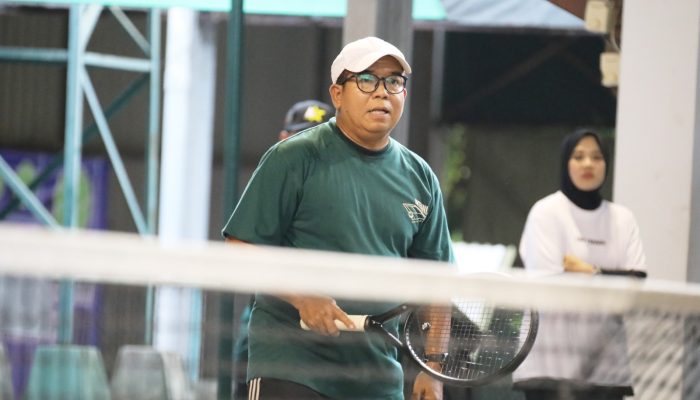 Pj Gubernur Samsudin Buka Turnamen Tenis dalam Rangka HUT Klub Tennis Yay ke-1