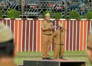 Staf Ahli Gubernur Lampung Bidang Pemerintahan, Hukum dan Politik Ganjar Jationo, menjadi Pembina Apel Mingguan || Foto: Dinas Kominfo dan Statistik Provinsi Lampung