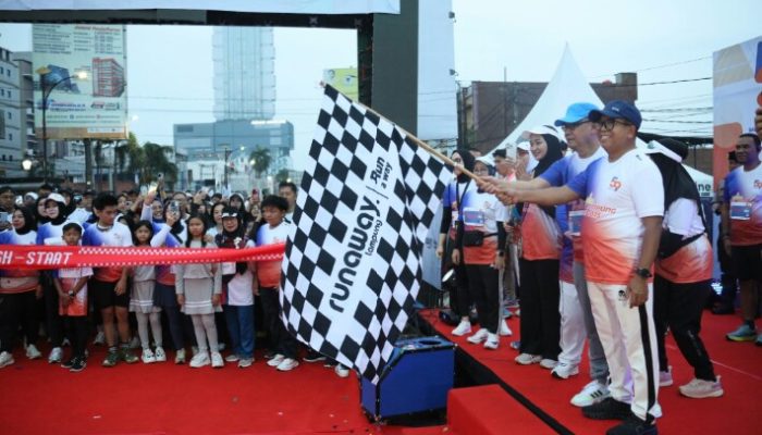 Pj Gubernur Samsudin Lepas Peserta Bank Lampung Run 2025