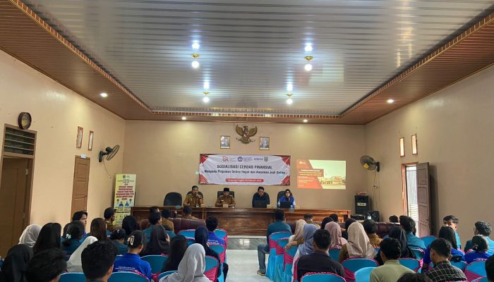 Bersama Mahasiswa KKN Universitas Lampung, OJK Gelar Edukasi di Desa Sinar Banten